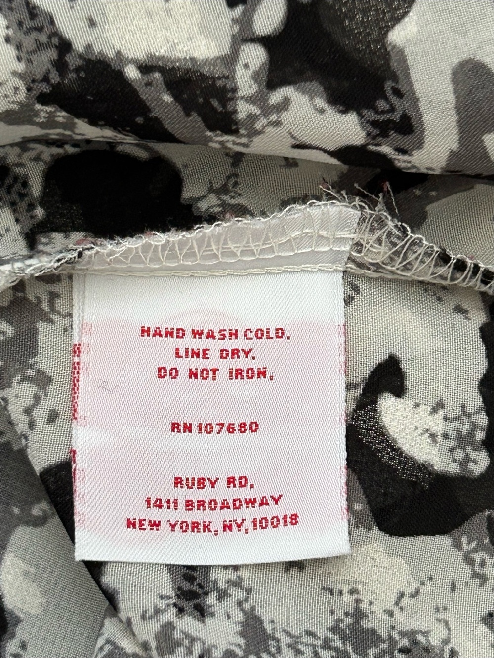 Ruby Rd Print Blouse - Picture 6 of 6